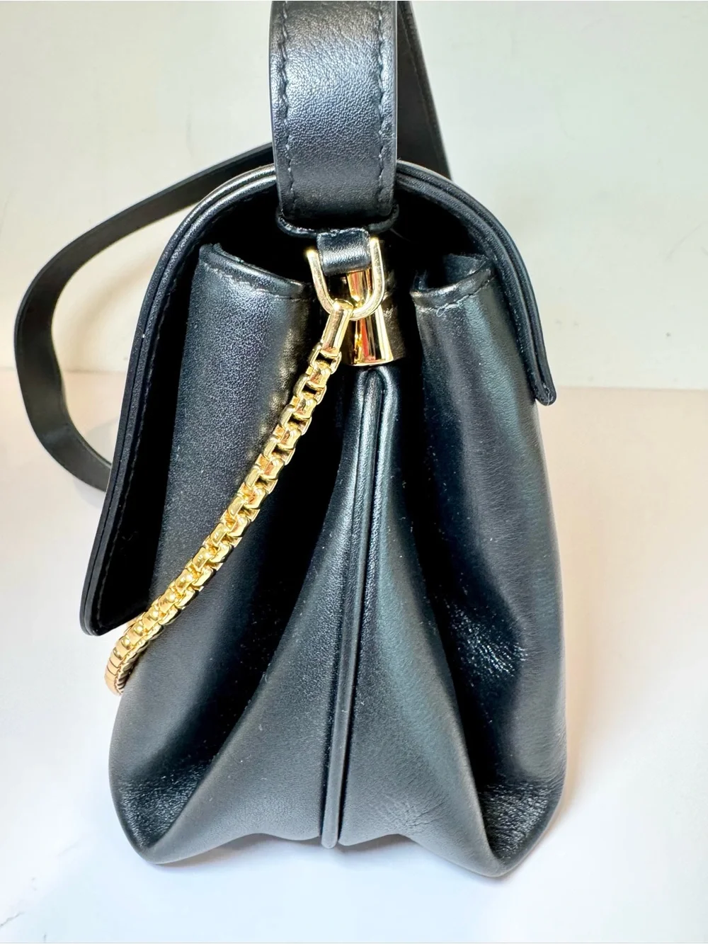 Ferragamo New Line Medium Black Leather Shoulder Bag W 2 Straps & Gold Accents